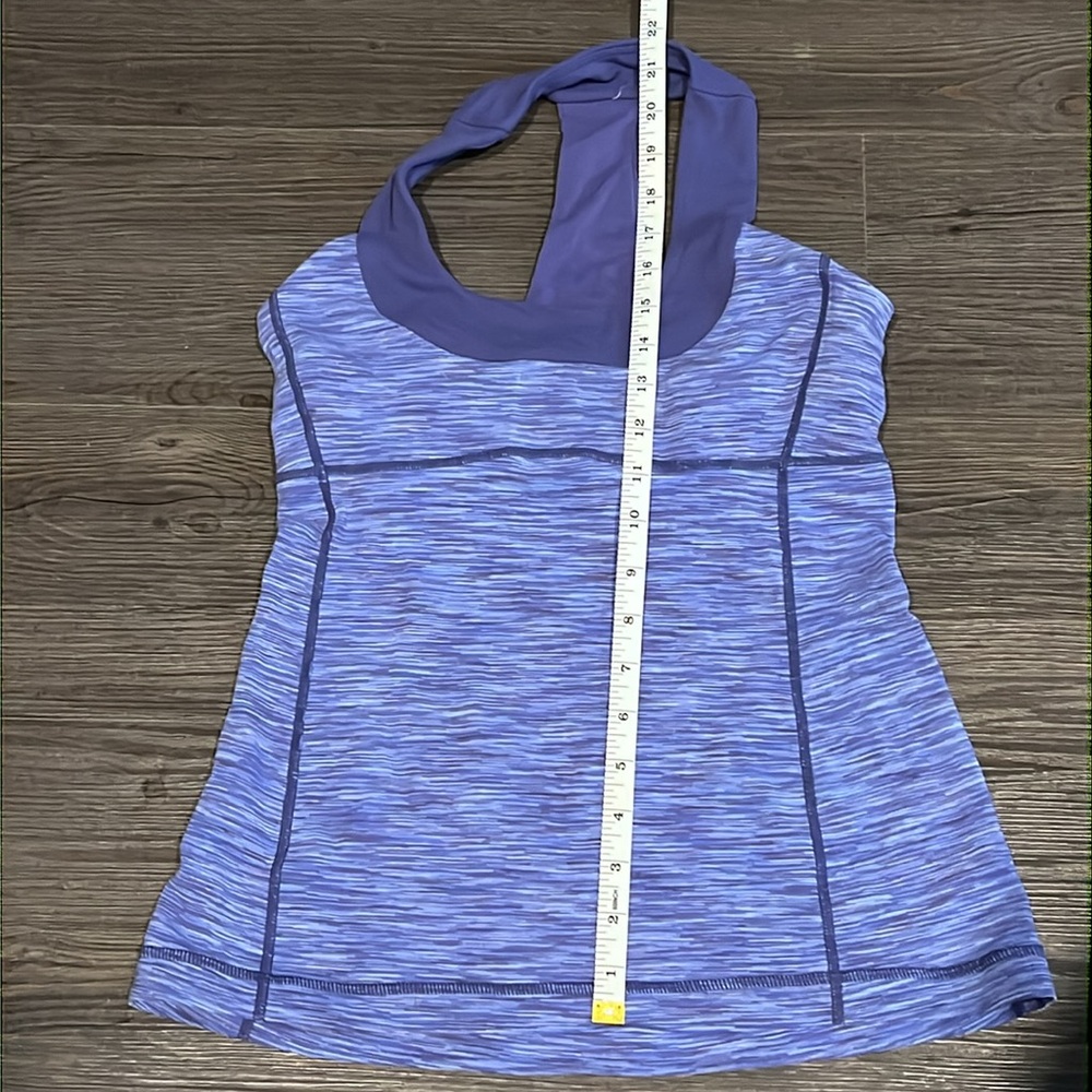 Lululemon Workout Top - Picture 5 of 6